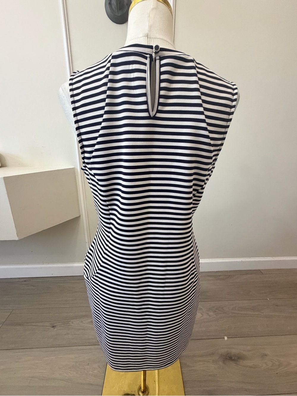 Monteau Navy & White Sleeveless Striped Midi Dress - Picture 4 of 8